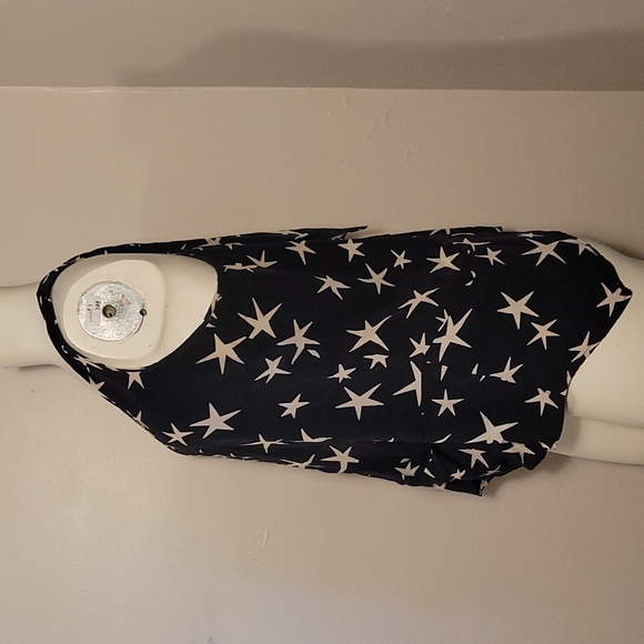 Madison Marcus Silk Star top with pockets - Picture 4 of 10